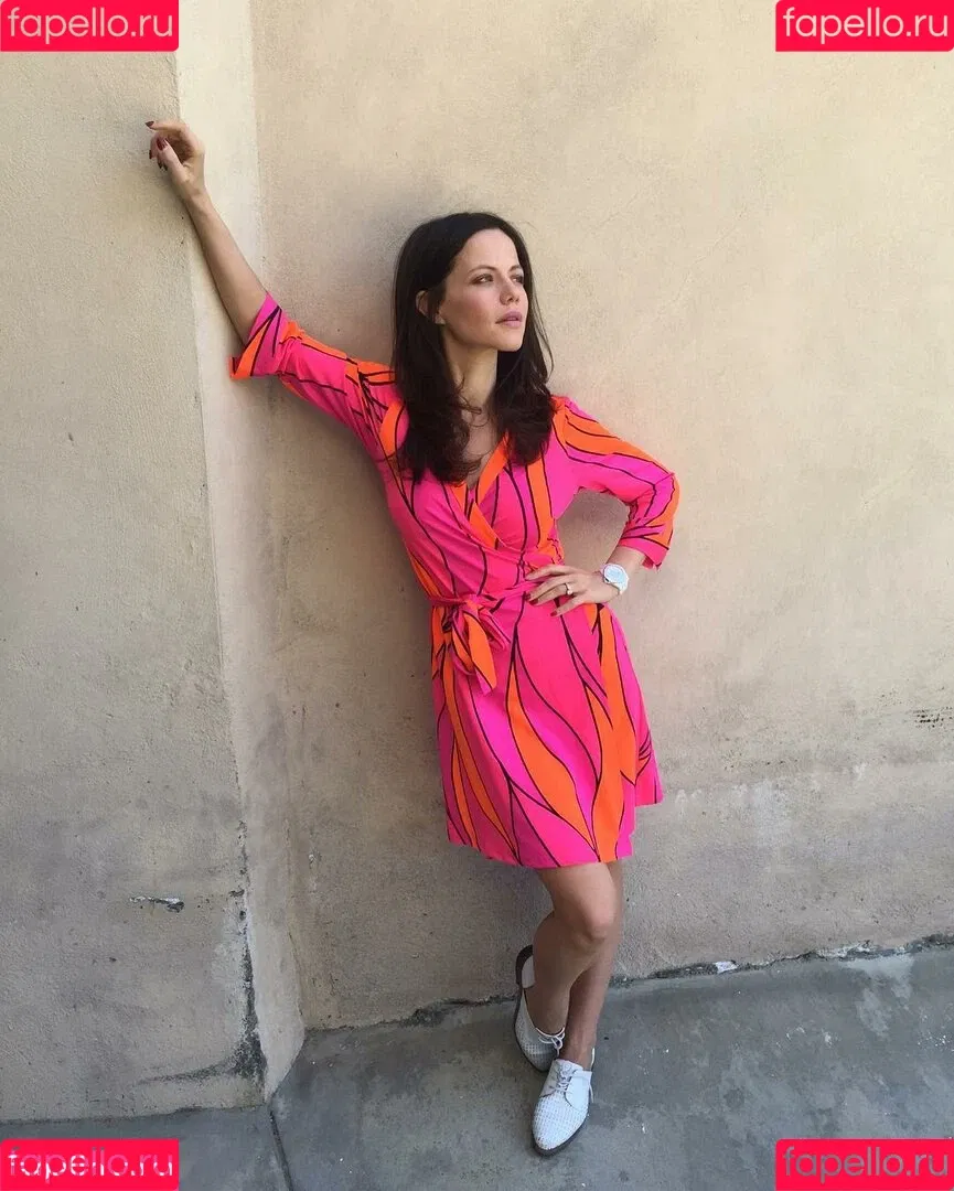 Tammin Sursok Onlyfans Photo Gallery 