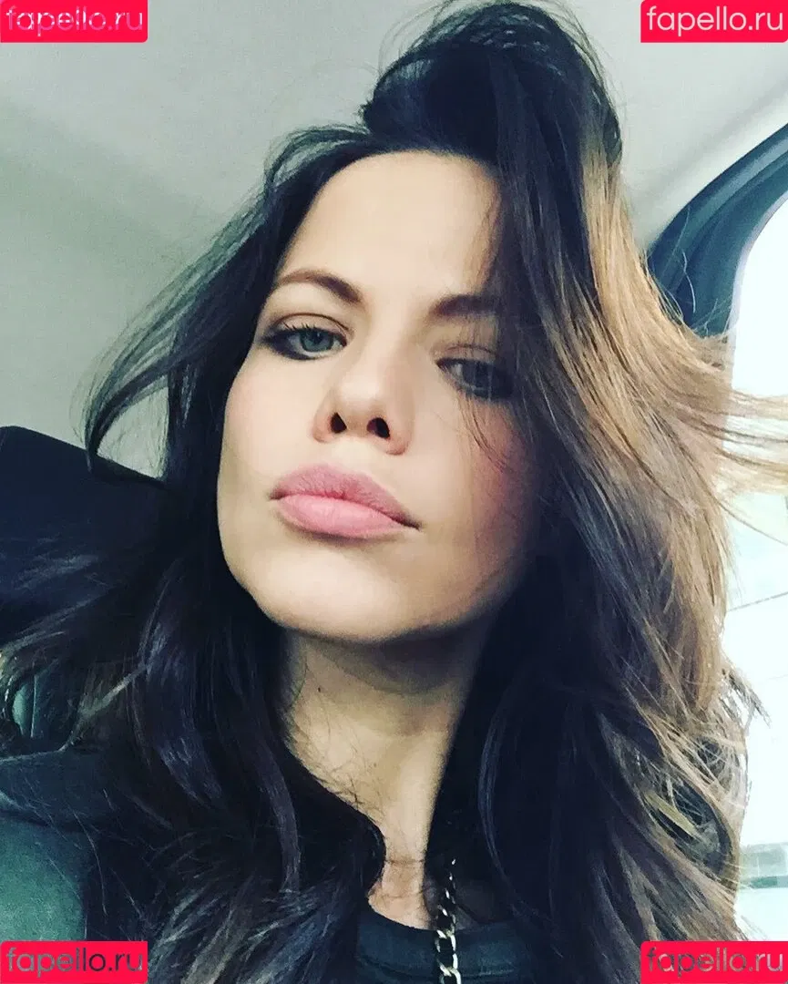 Tammin Sursok Onlyfans Photo Gallery 
