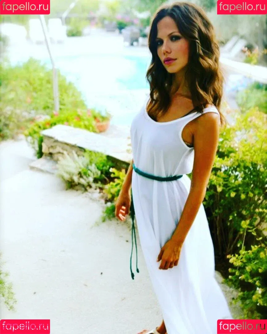 Tammin Sursok Onlyfans Photo Gallery 