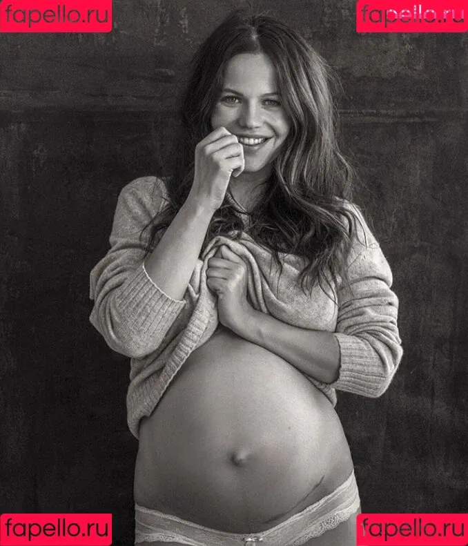 Tammin Sursok Onlyfans Photo Gallery 