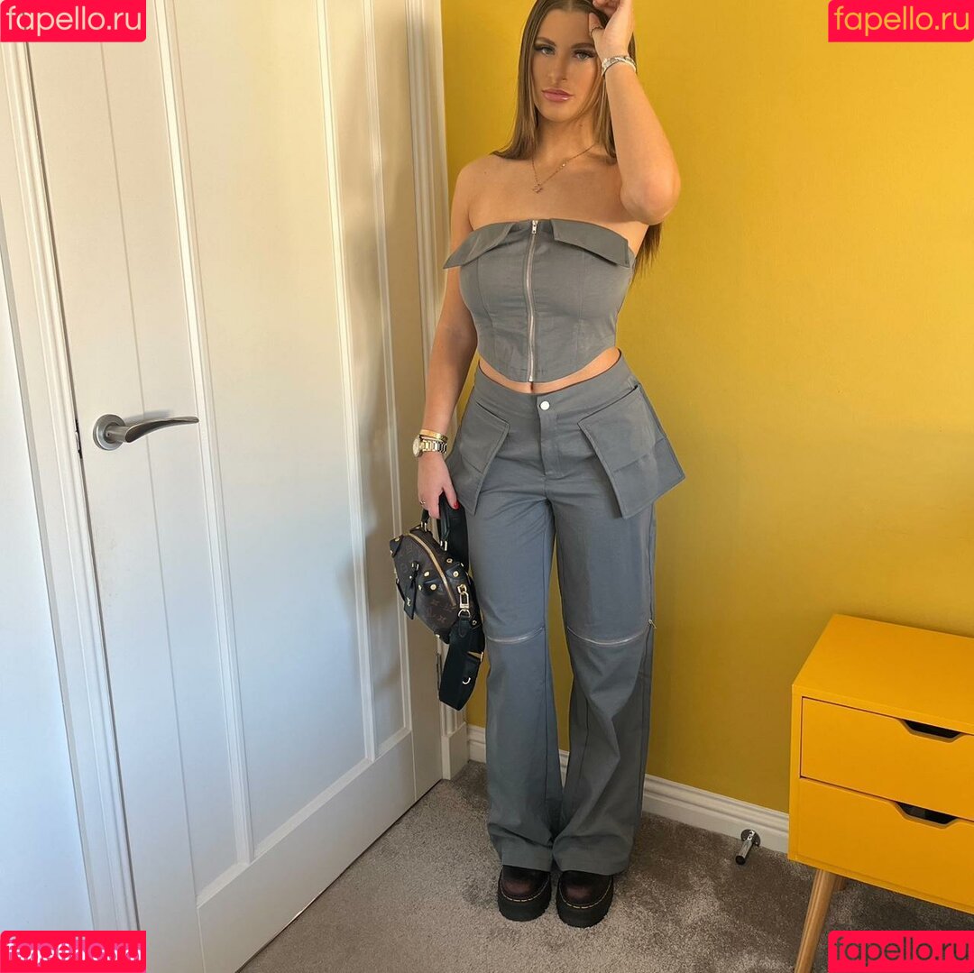 Erin Taylor Onlyfans Photo Gallery 