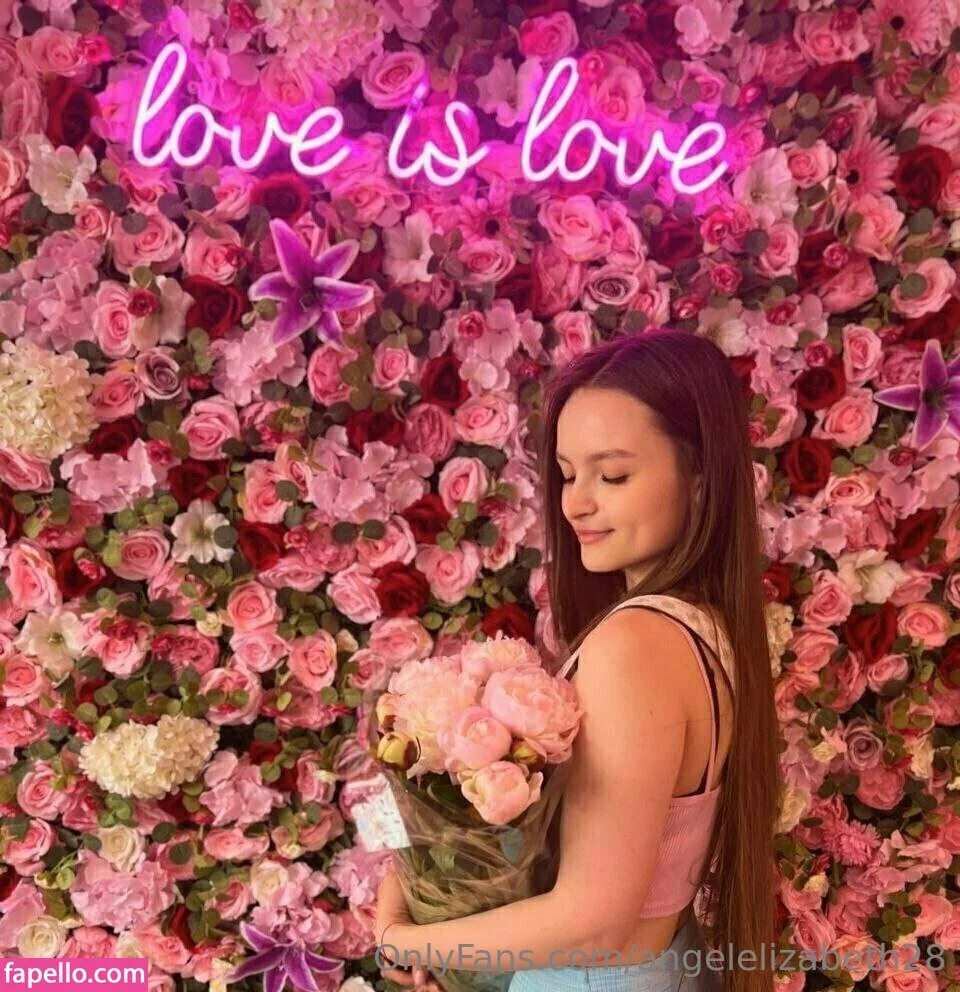 angelelizabeth28 Onlyfans Photo Gallery 