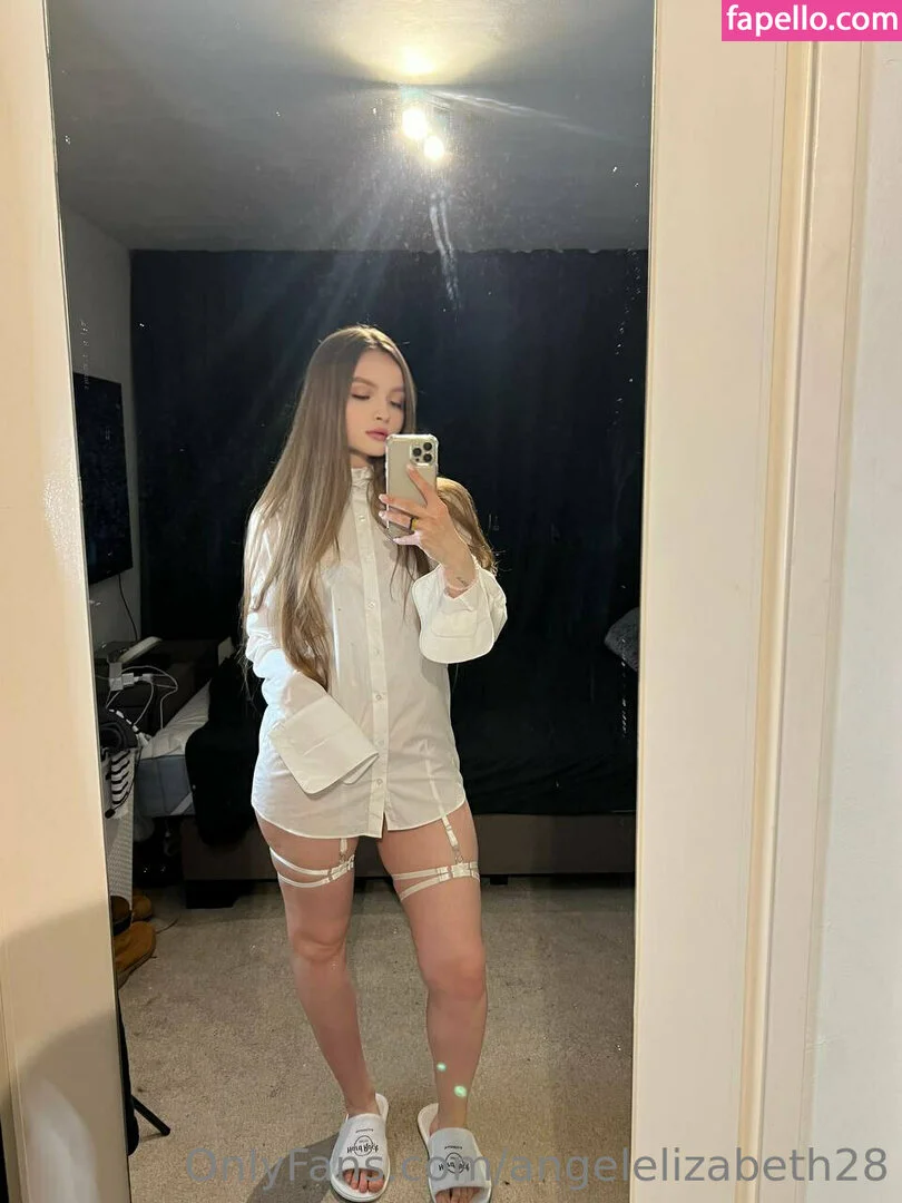 angelelizabeth28 Onlyfans Photo Gallery 