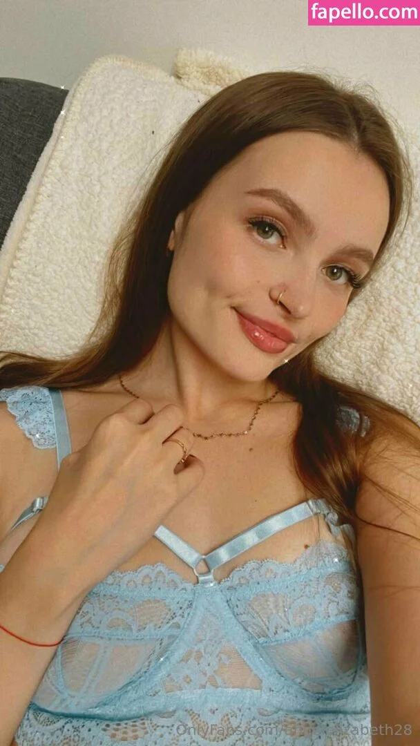 angelelizabeth28 Onlyfans Photo Gallery 