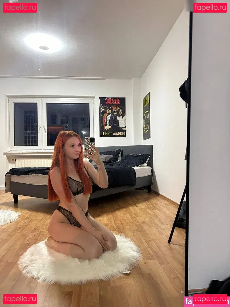 Nadja Held Onlyfans Photo Gallery 