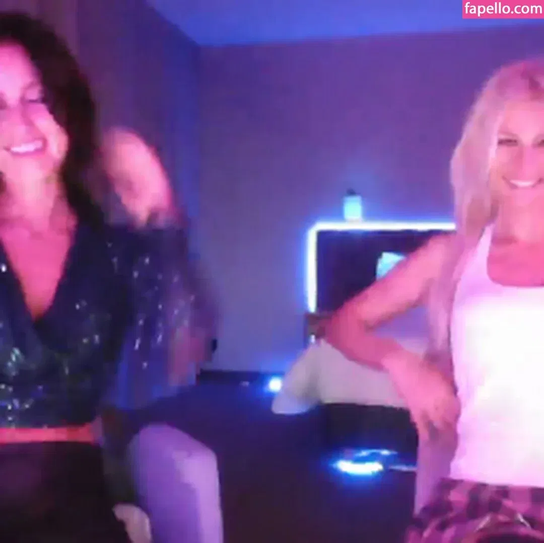 DakotaCox Onlyfans Photo Gallery 