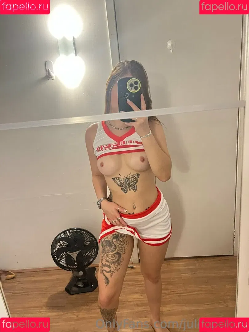 julicaroline Onlyfans Photo Gallery 