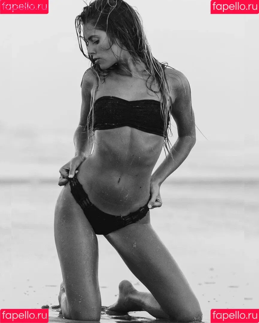 Emily Zeck Onlyfans Photo Gallery 