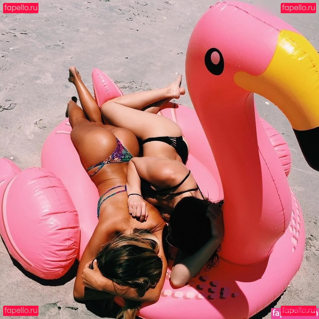 Emily Zeck Onlyfans Photo Gallery 