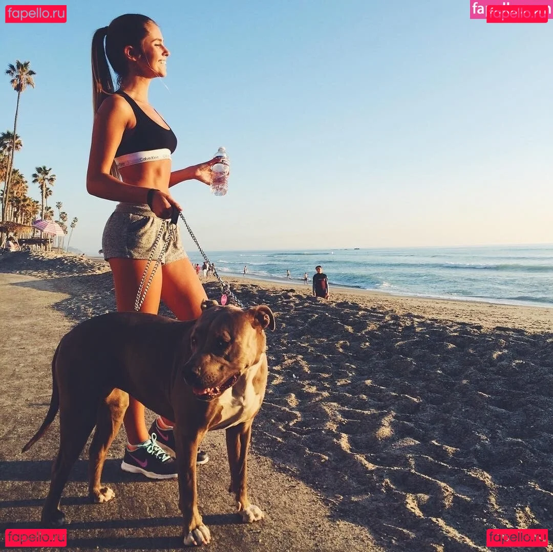 Emily Zeck Onlyfans Photo Gallery 