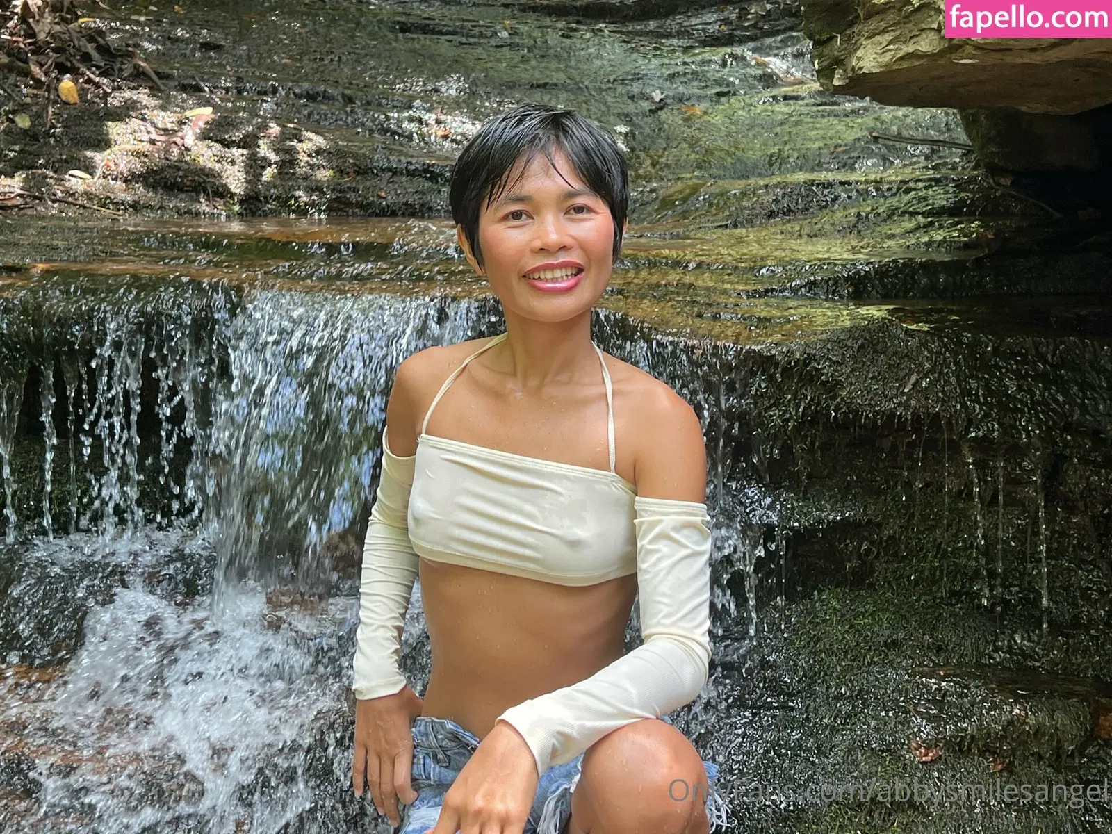 abbysmilesangel Onlyfans Photo Gallery 