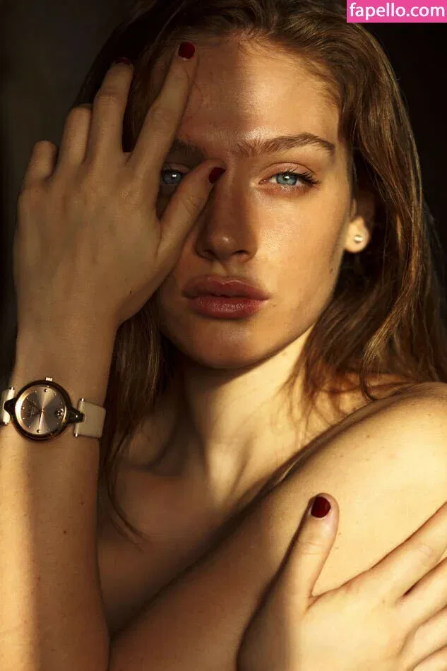 Romi Pavoncello Onlyfans Photo Gallery 