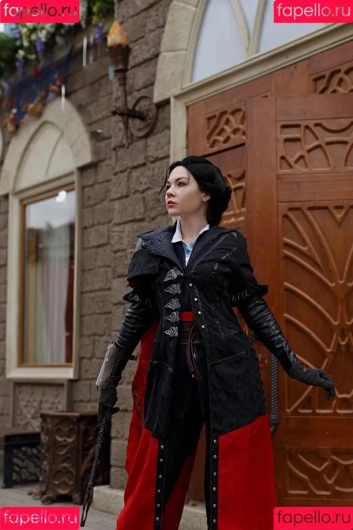 Mi2ray Cosplay Onlyfans Photo Gallery 