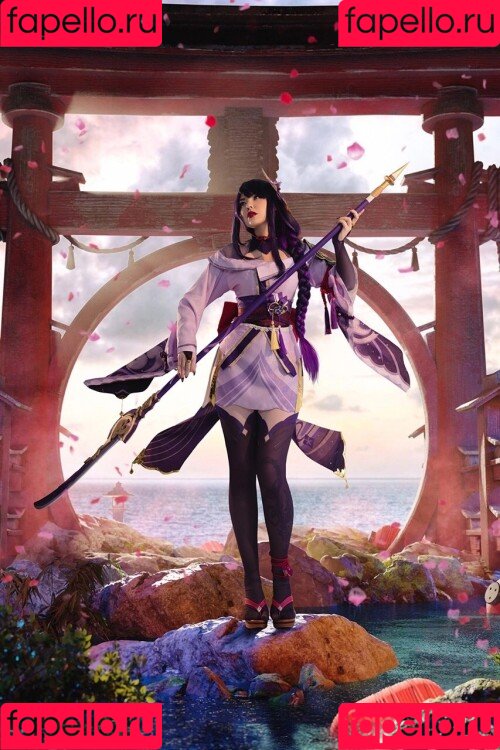 Mi2ray Cosplay Onlyfans Photo Gallery 