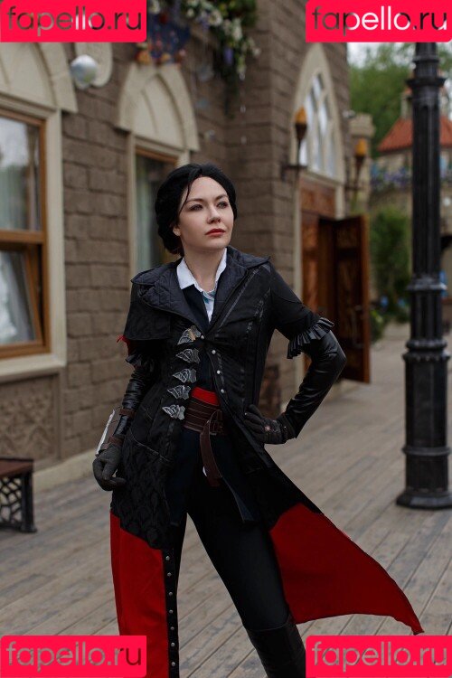 Mi2ray Cosplay Onlyfans Photo Gallery 