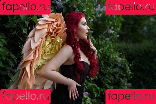 Mi2ray Cosplay Onlyfans Photo Gallery 