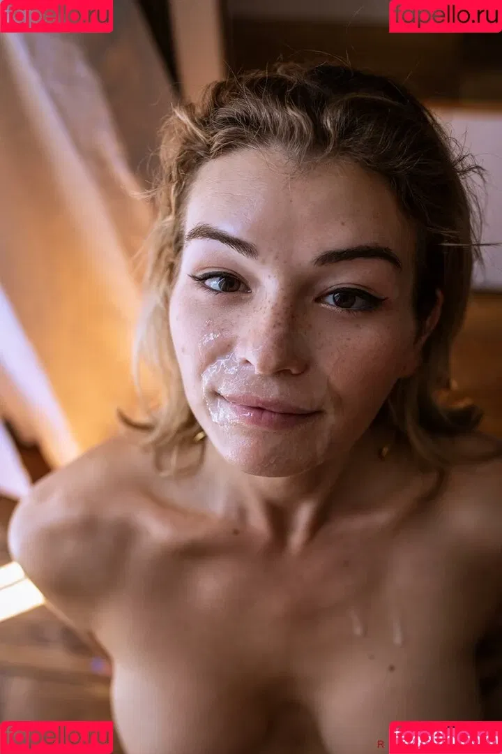 Emma_littleTs Onlyfans Photo Gallery 