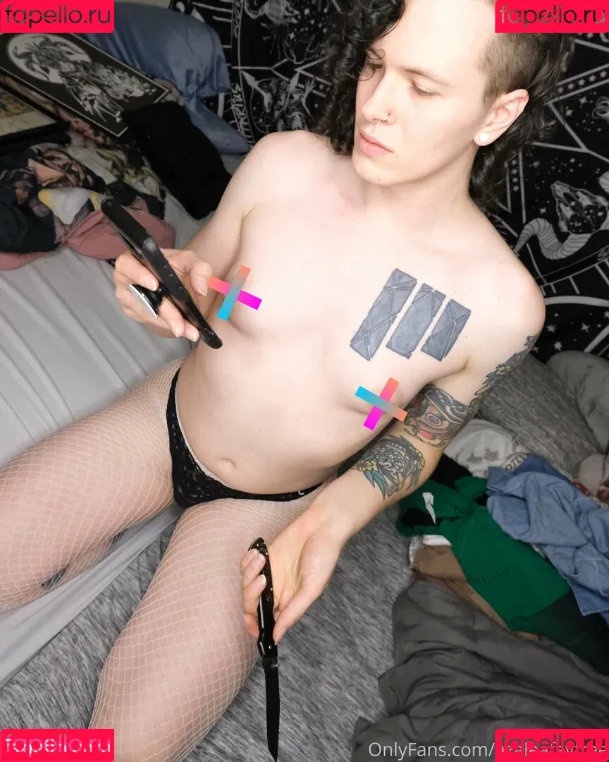 azaleafeyfree Onlyfans Photo Gallery 