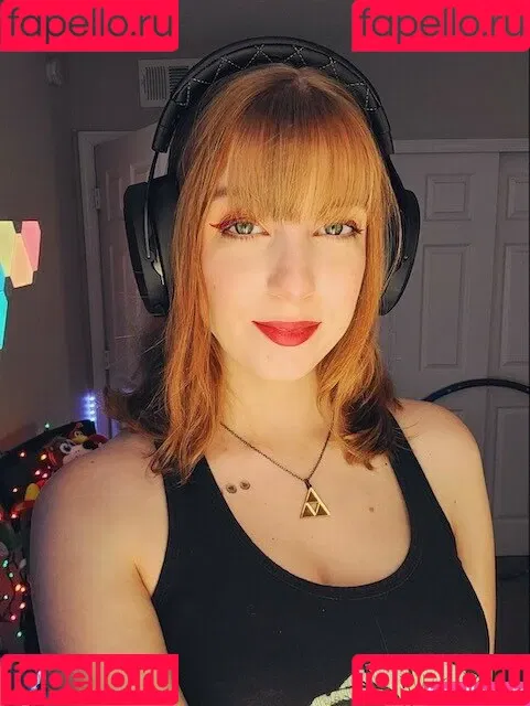 MaryMajora Onlyfans Photo Gallery 