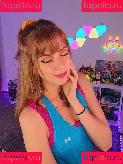 MaryMajora Onlyfans Photo Gallery 
