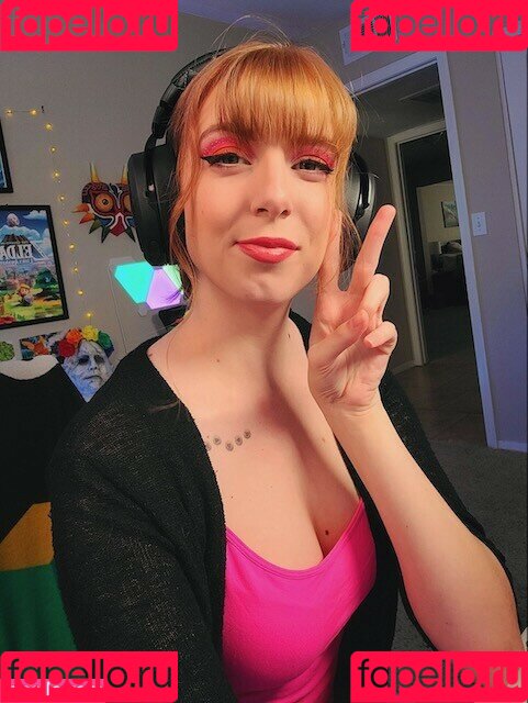 MaryMajora Onlyfans Photo Gallery 