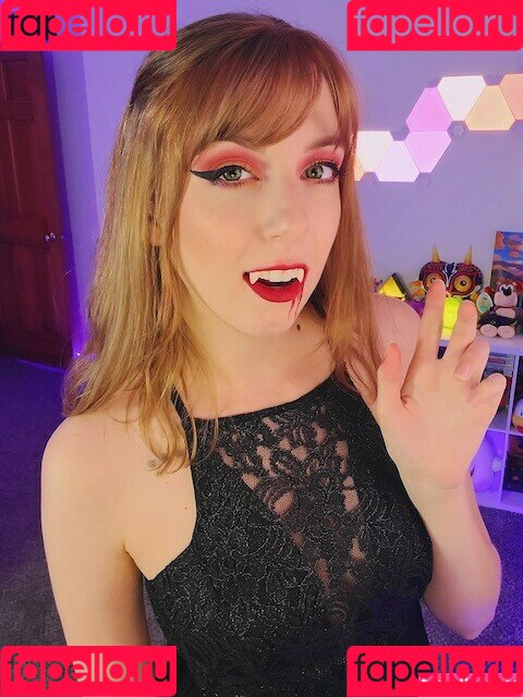 MaryMajora Onlyfans Photo Gallery 