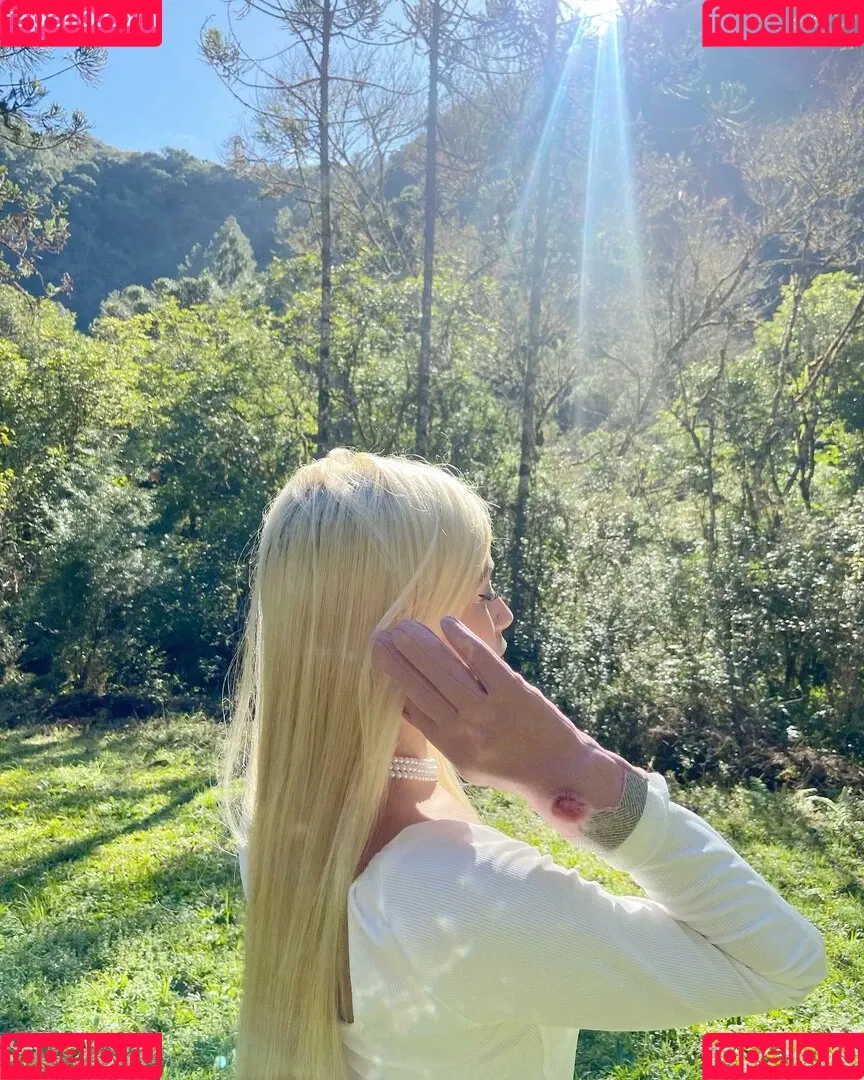 Rebecca Pavanelli Onlyfans Photo Gallery 