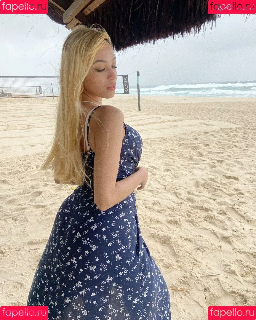 Rebecca Pavanelli Onlyfans Photo Gallery 