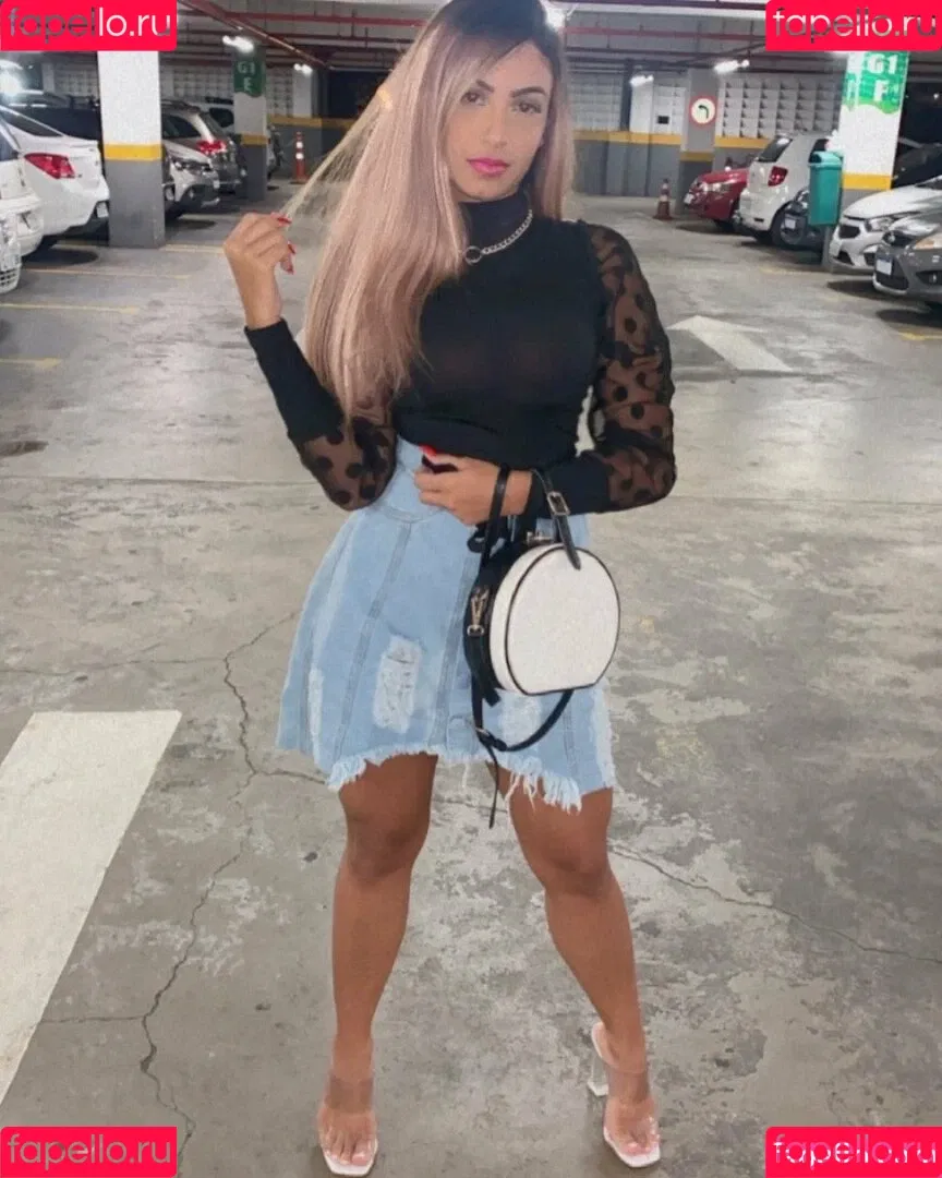 Rebecca Pavanelli Onlyfans Photo Gallery 