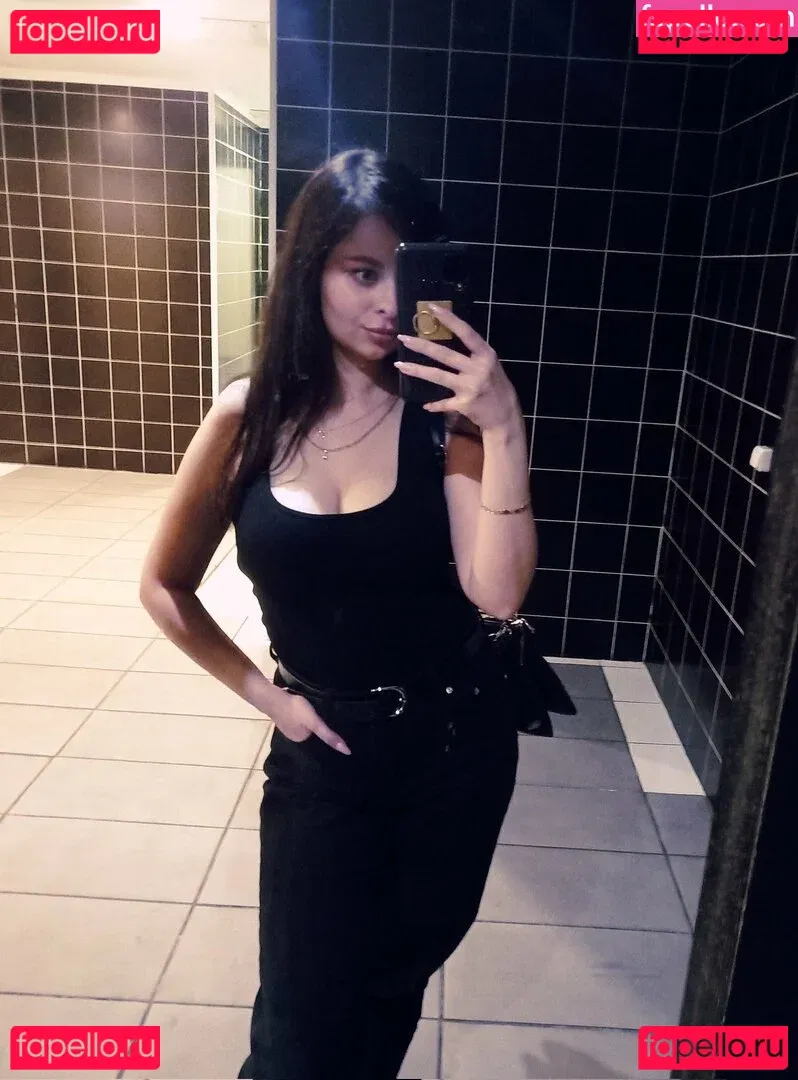 Zhukovachris Onlyfans Photo Gallery 