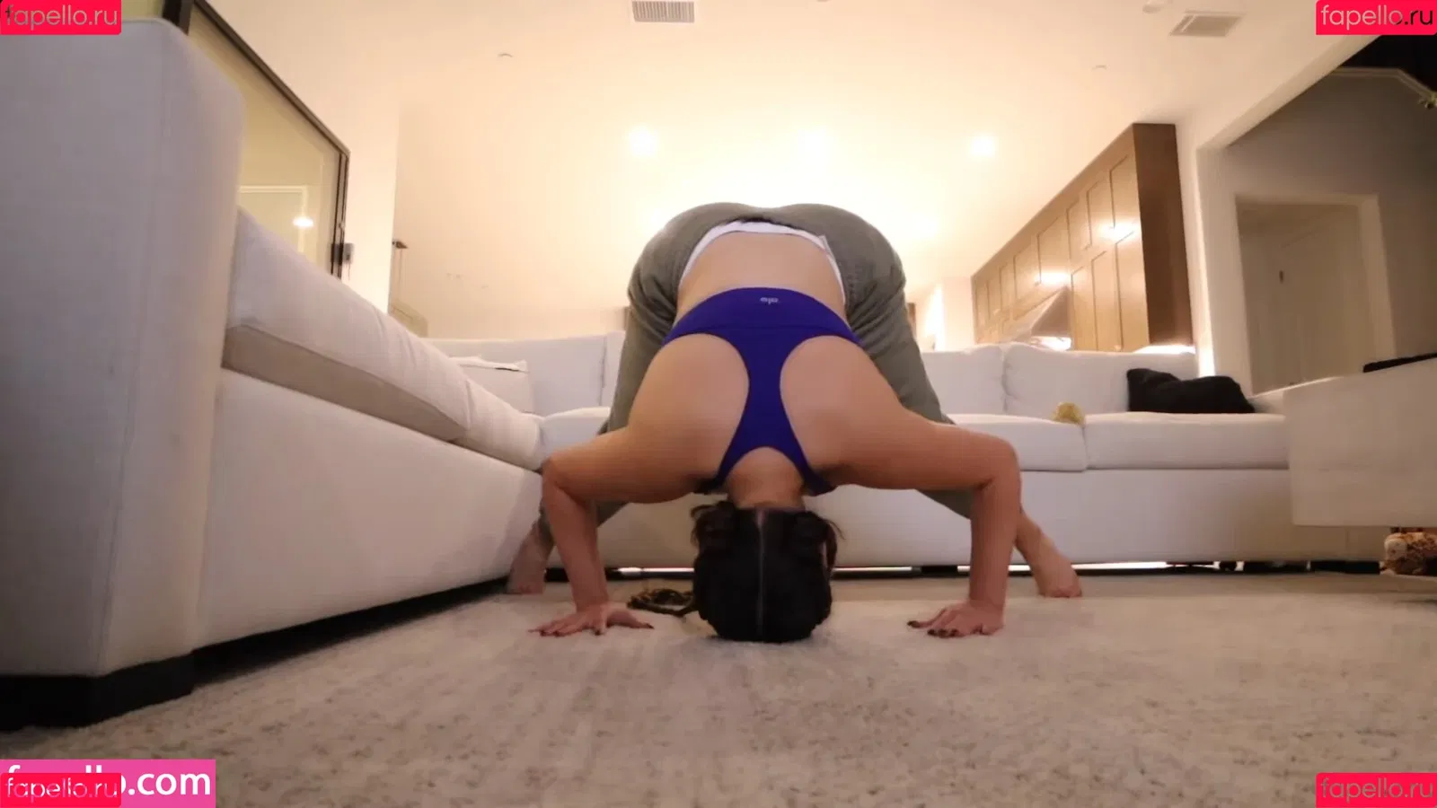 Nazanin Kavari Onlyfans Photo Gallery 