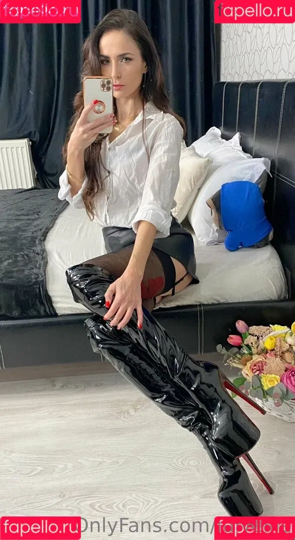 Julyana Onlyfans Photo Gallery 