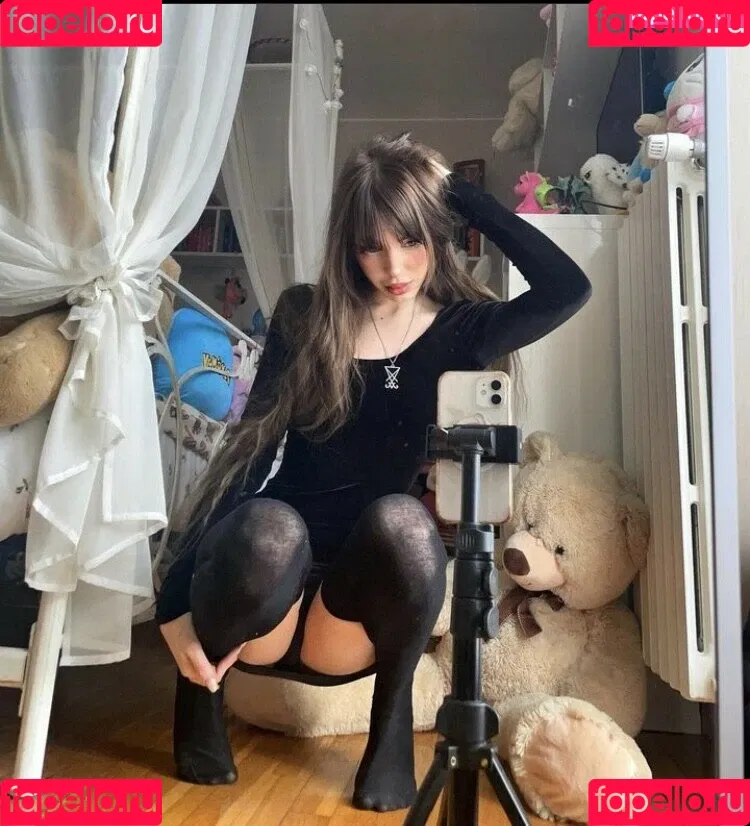 Alienbella Onlyfans Photo Gallery 