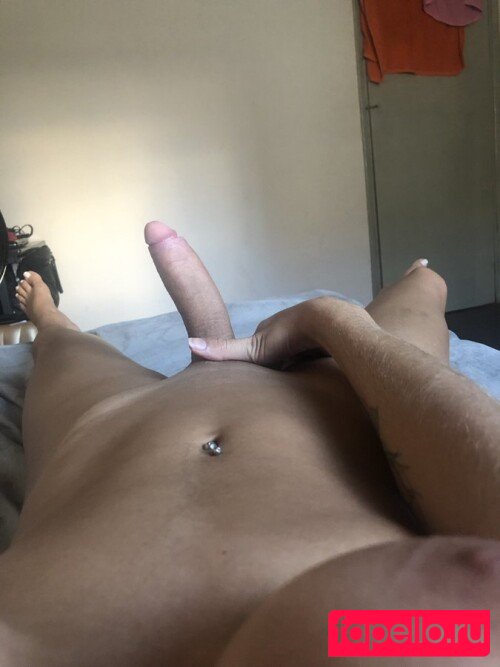 Kelly Perutchelly Nude Onlyfans Photo 38