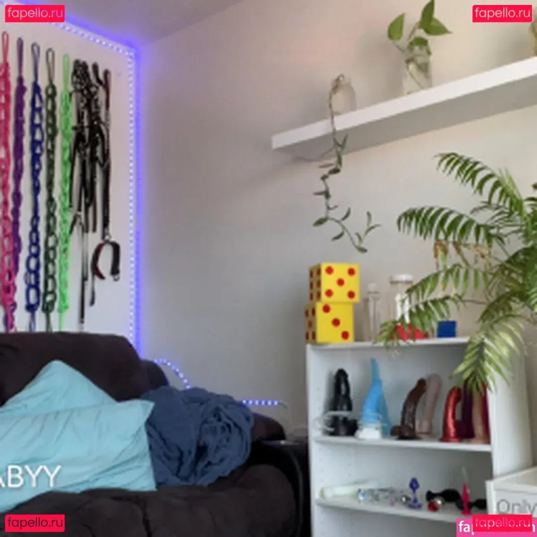 Veggiebabyy Onlyfans Photo Gallery 