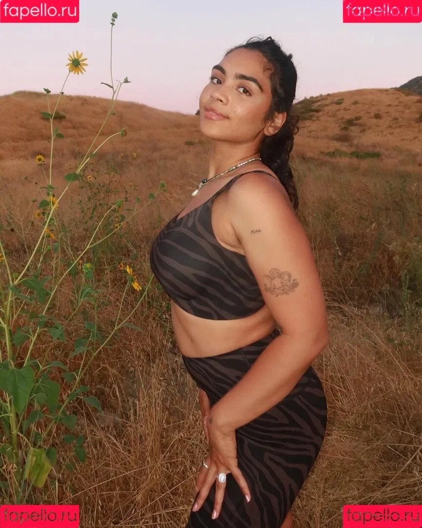 Taylor Giavasis Onlyfans Photo Gallery 