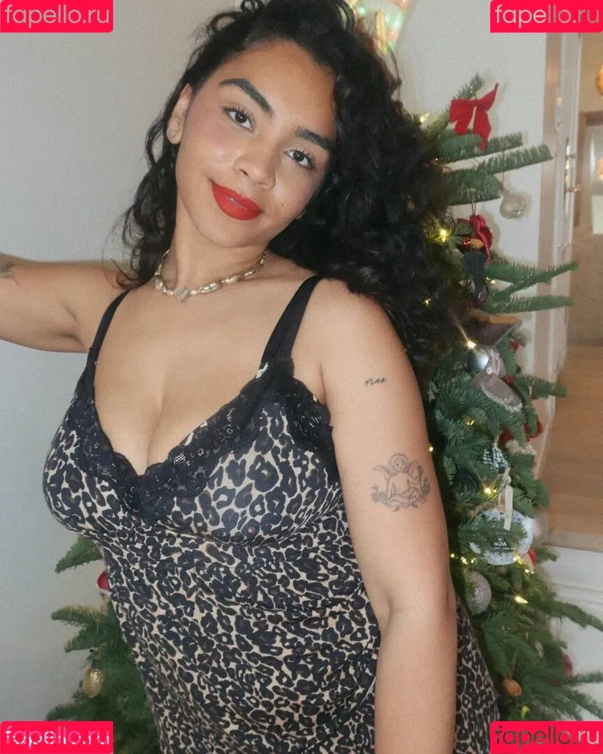 Taylor Giavasis Onlyfans Photo Gallery 