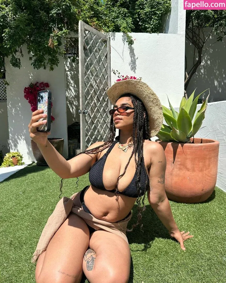 Taylor Giavasis Onlyfans Photo Gallery 