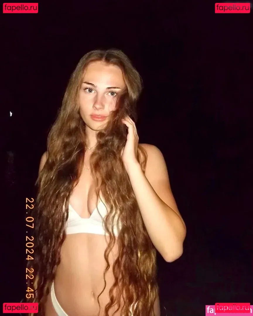 Mara Kasir Onlyfans Photo Gallery 