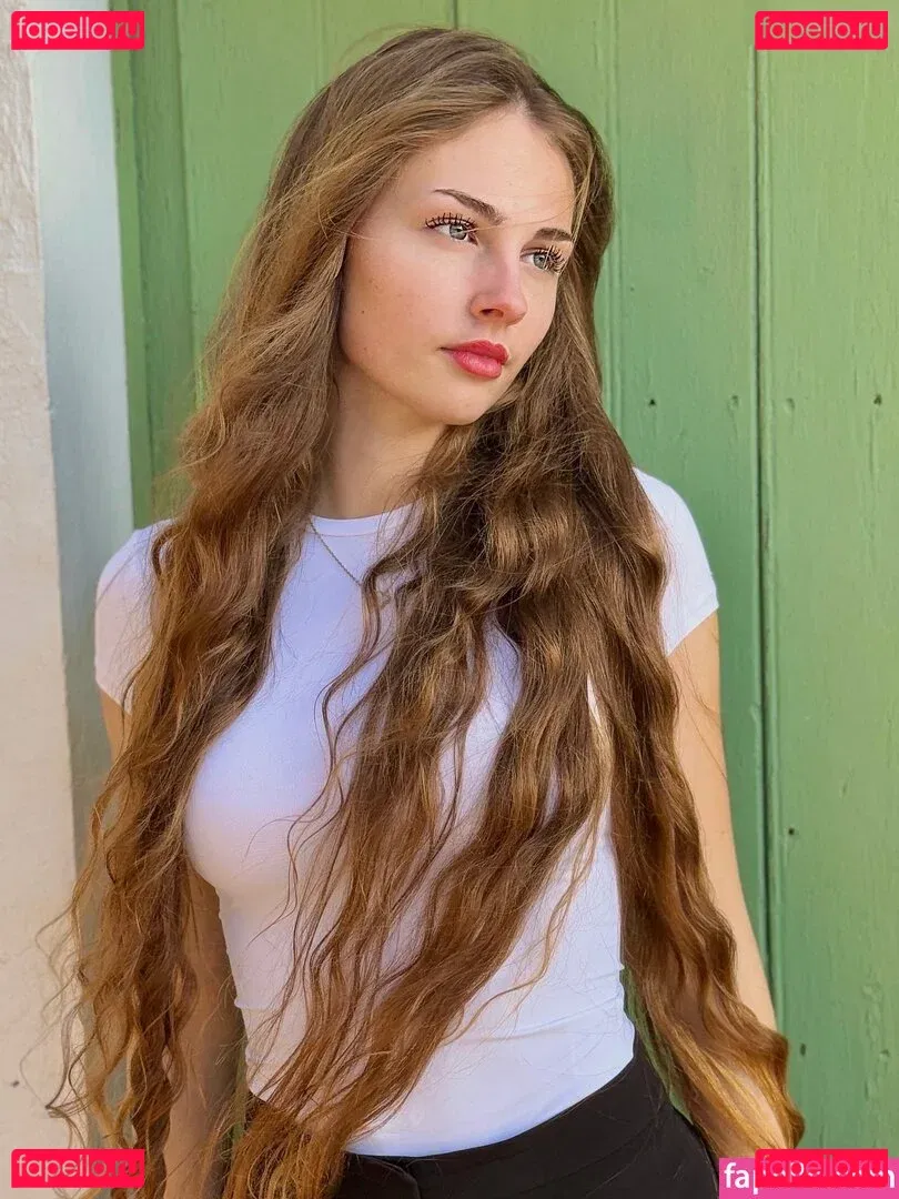 Mara Kasir Onlyfans Photo Gallery 