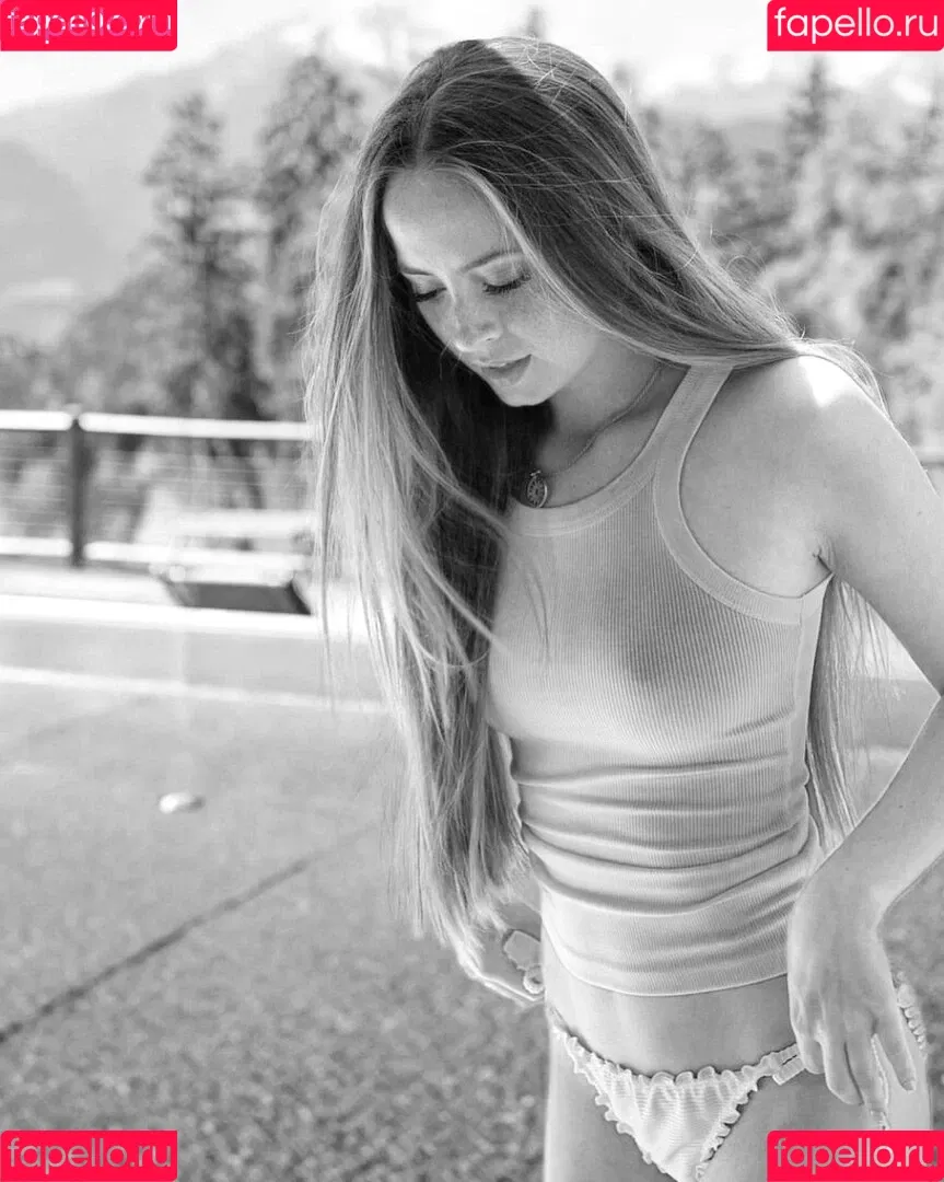 Lea Katharina Maria Onlyfans Photo Gallery 