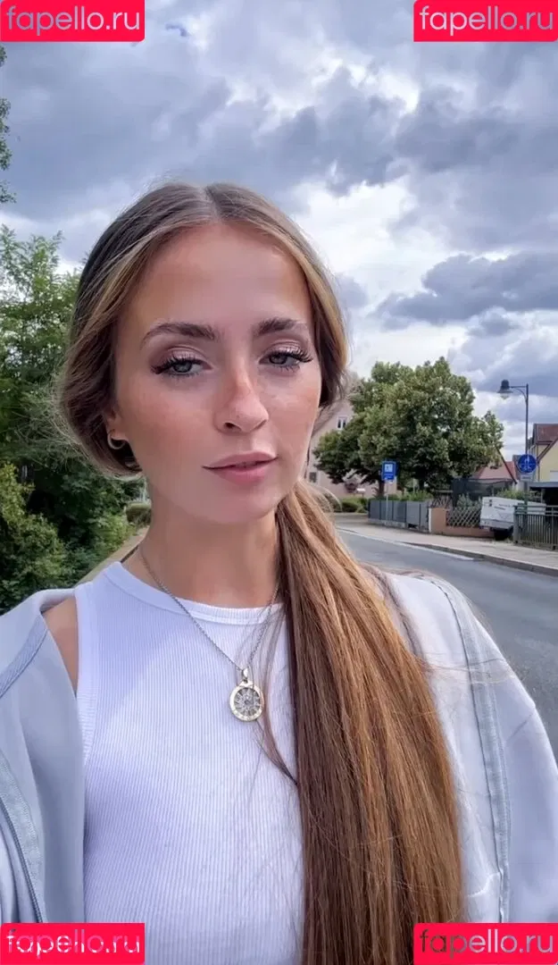 Lea Katharina Maria Onlyfans Photo Gallery 