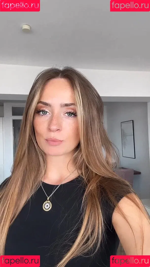 Lea Katharina Maria Onlyfans Photo Gallery 
