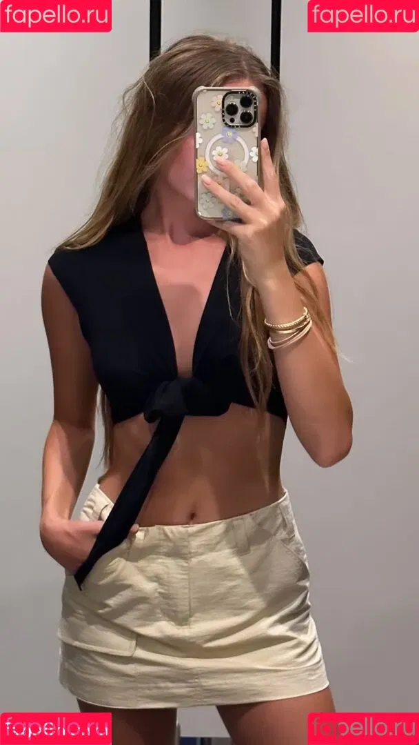 Lea Katharina Maria Onlyfans Photo Gallery 