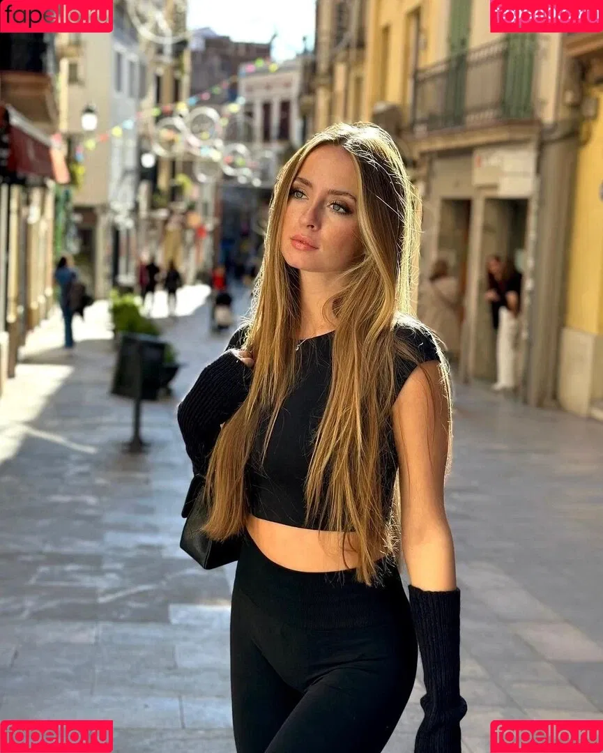 Lea Katharina Maria Onlyfans Photo Gallery 