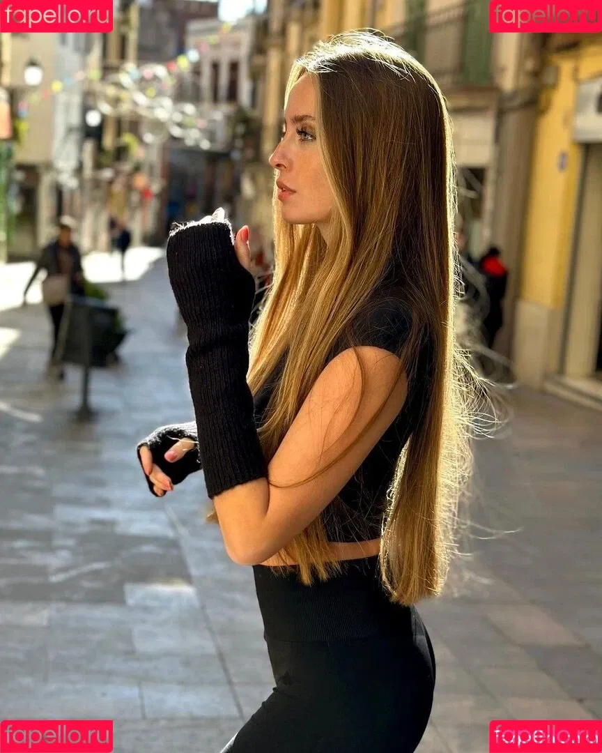 Lea Katharina Maria Onlyfans Photo Gallery 