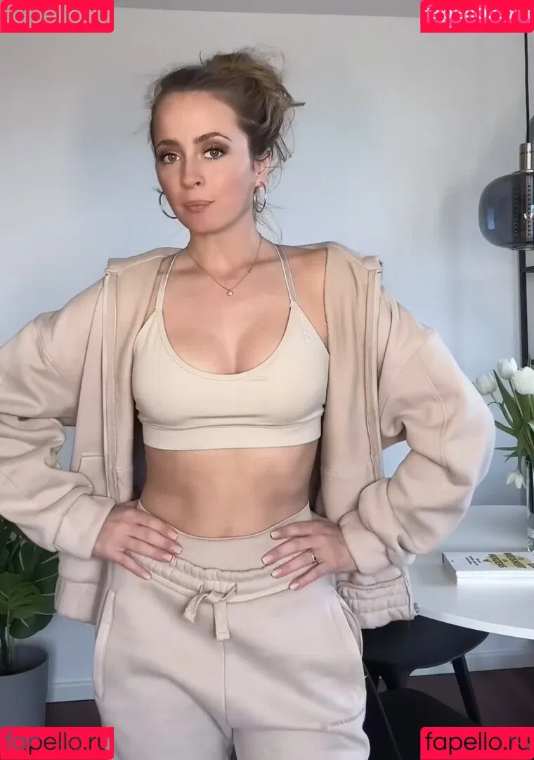 Lea Katharina Maria Onlyfans Photo Gallery 