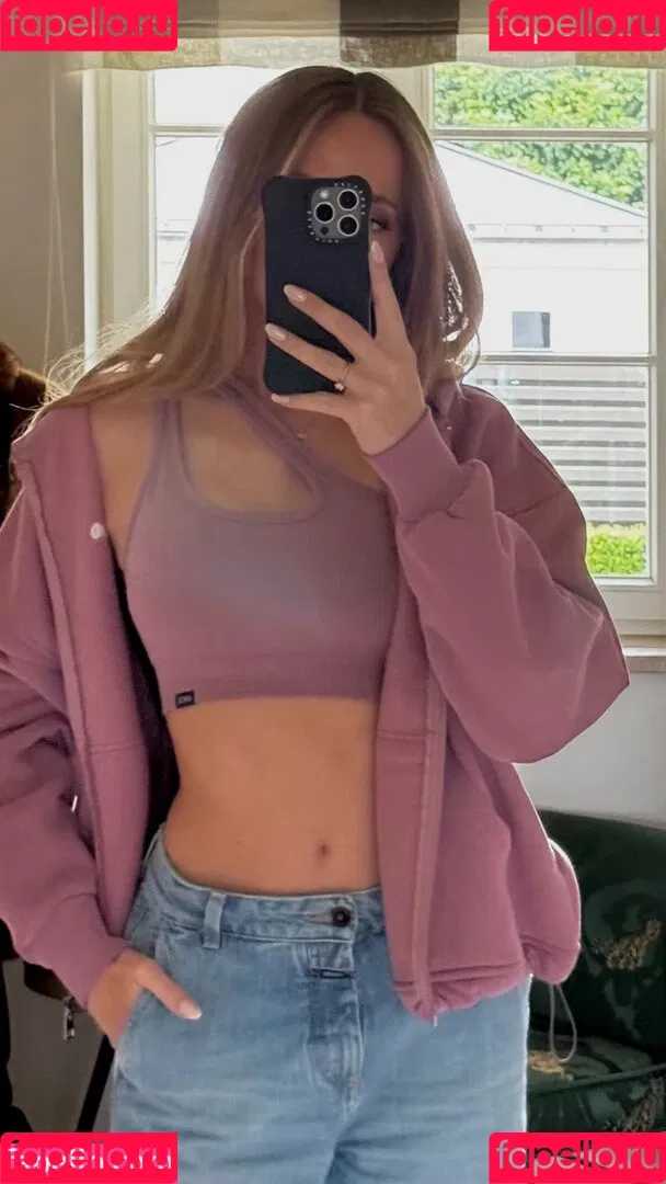 Lea Katharina Maria Onlyfans Photo Gallery 
