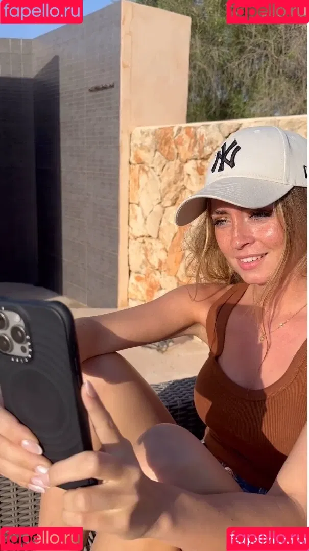 Lea Katharina Maria Onlyfans Photo Gallery 