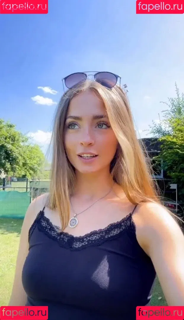 Lea Katharina Maria Onlyfans Photo Gallery 